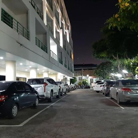 Central Place Hotel Rayong Zewnętrze zdjęcie