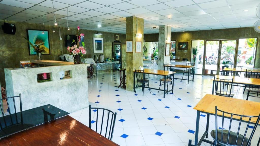 Central Place Hotel Rayong Zewnętrze zdjęcie