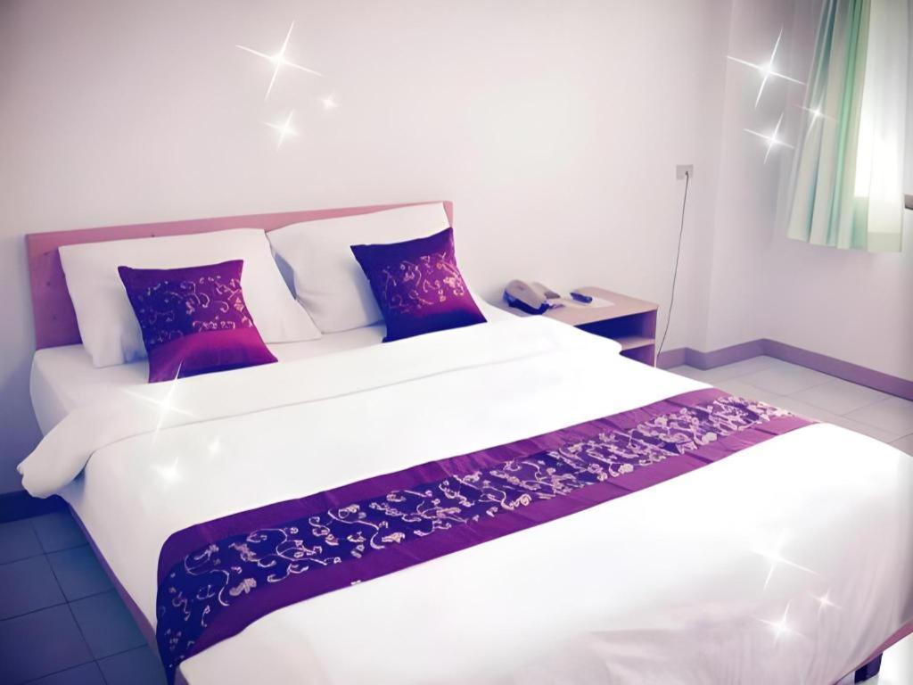 Central Place Hotel Rayong Zewnętrze zdjęcie