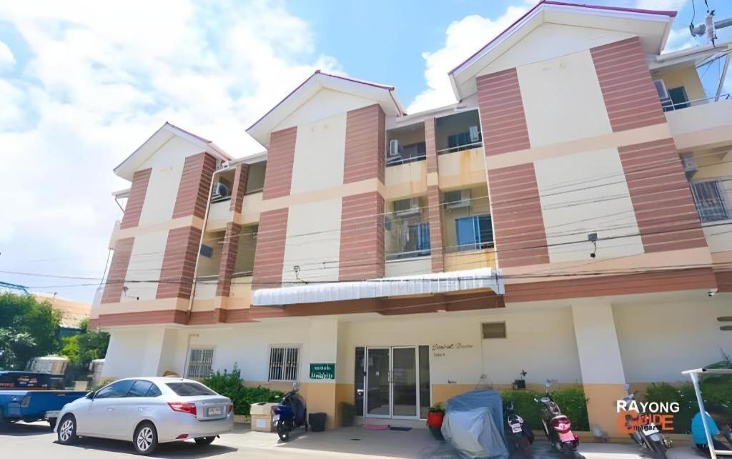 Central Place Hotel Rayong Zewnętrze zdjęcie