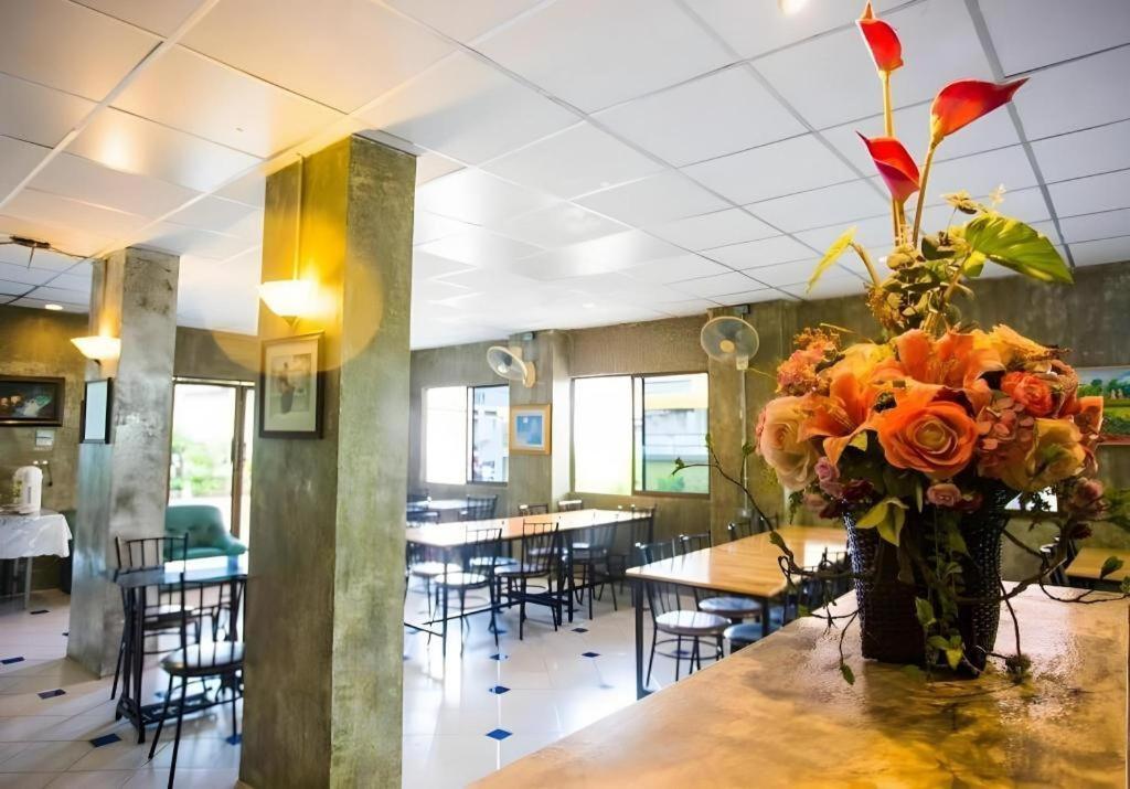 Central Place Hotel Rayong Zewnętrze zdjęcie